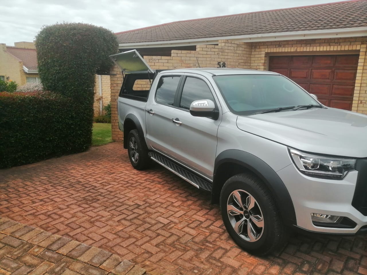 HEATSHIELD BLOCKS 85% OF HEAT